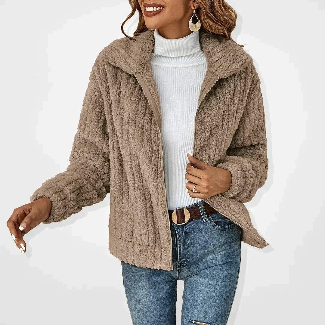 Delphine - Veste Élégante Peluche Zippée